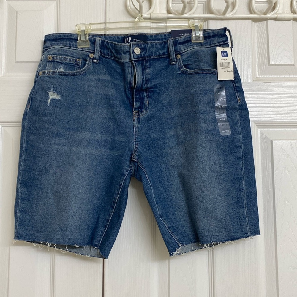 Women’s Denim GAP Stretch Shorts Size 14/32